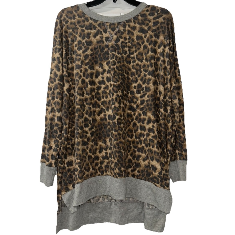 Leopard Print Long Sleeve Top